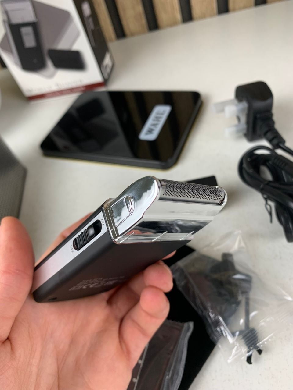 WAHL Rasoir Électrique sans Fil avec Étui de Voyage – La liberté d’une barbe nette, partout - الصورة 7