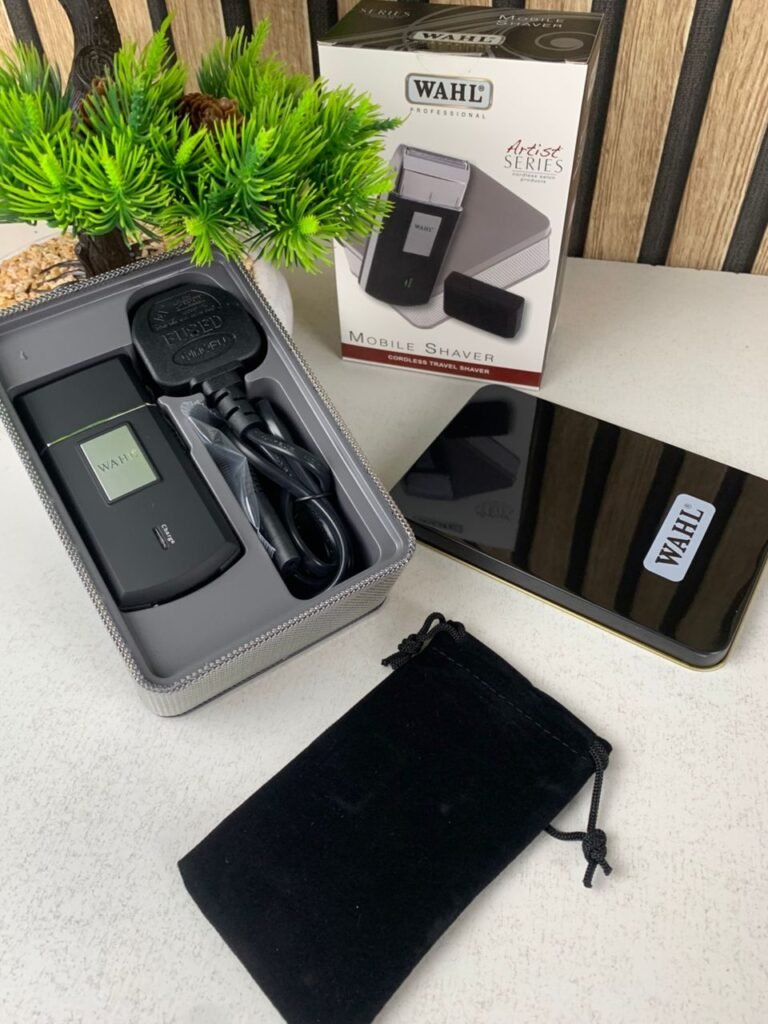 WAHL Rasoir Électrique sans Fil avec Étui de Voyage – La liberté d’une barbe nette, partout