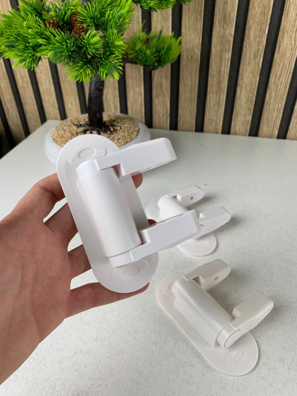 Serrure Anti-Ouverture Bloque-portes et Fenêtres pour Enfants (3 pcs) – Protégez votre enfant, sécurisez votre maison - الصورة 8