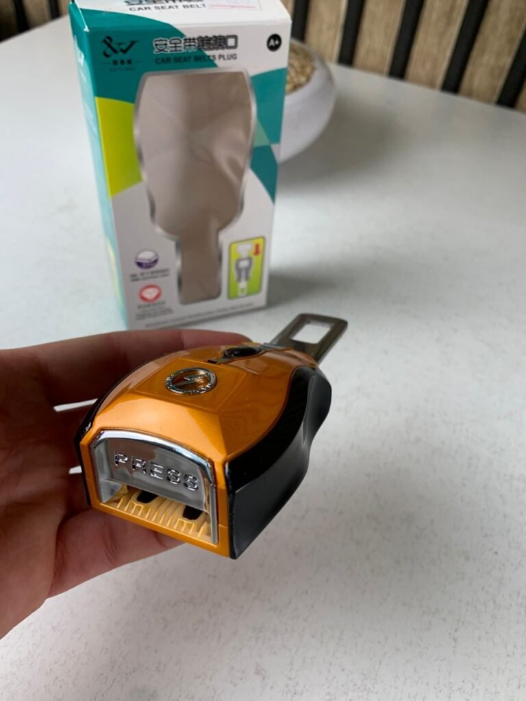 Attache ceinture de sécurité– Confort et sécurité sans contrainte