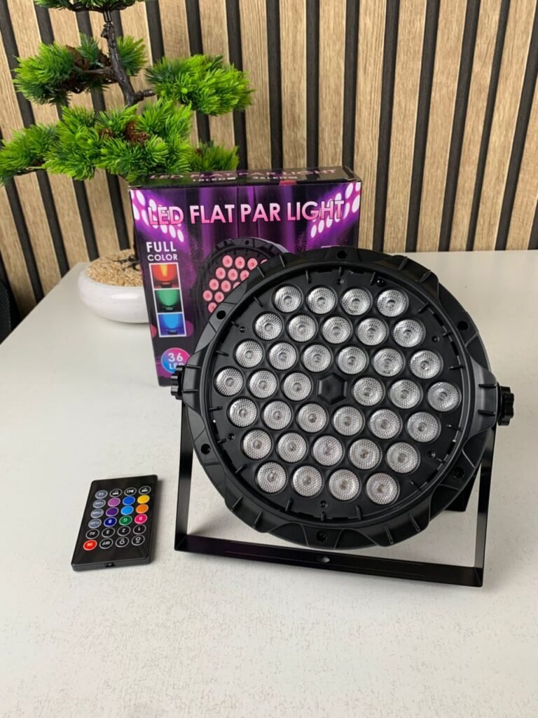 Projecteur Stroboscope LED RGB 36 LED – Effets Lumineux Scéniques Professionnels