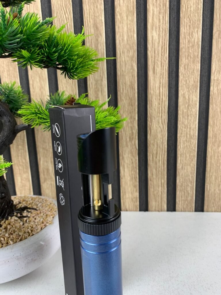 Briquet Torche Coupe-Vent Rechargeable avec Décapsuleur – Puissance, Sécurité