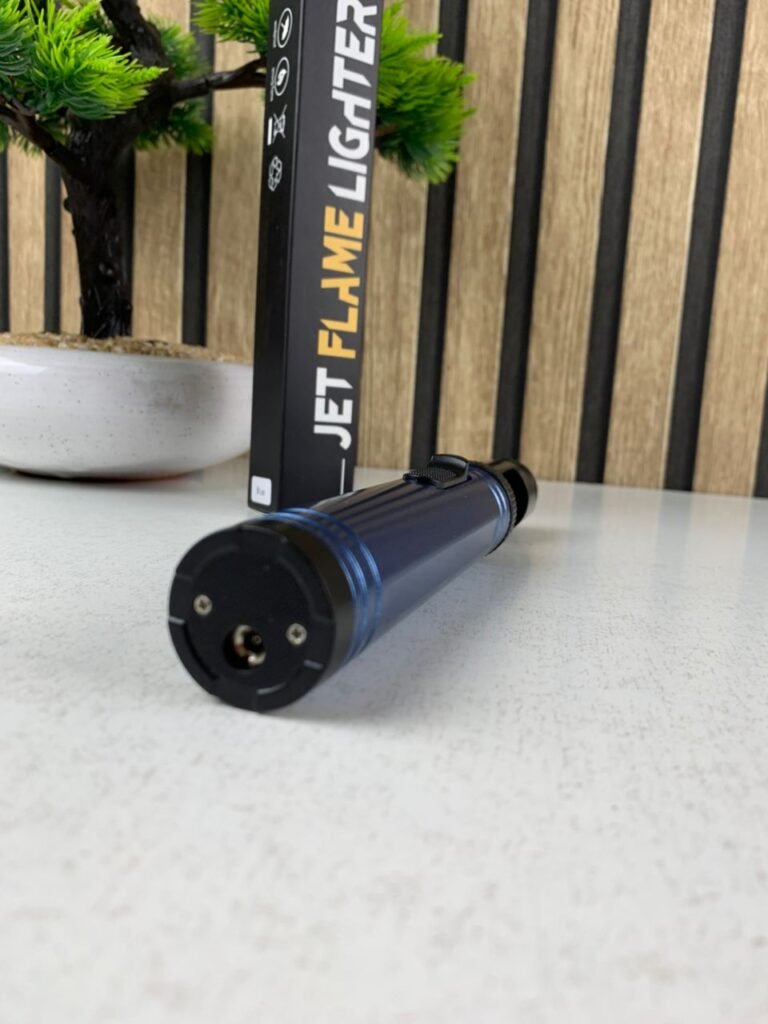 Briquet Torche Coupe-Vent Rechargeable avec Décapsuleur – Puissance, Sécurité