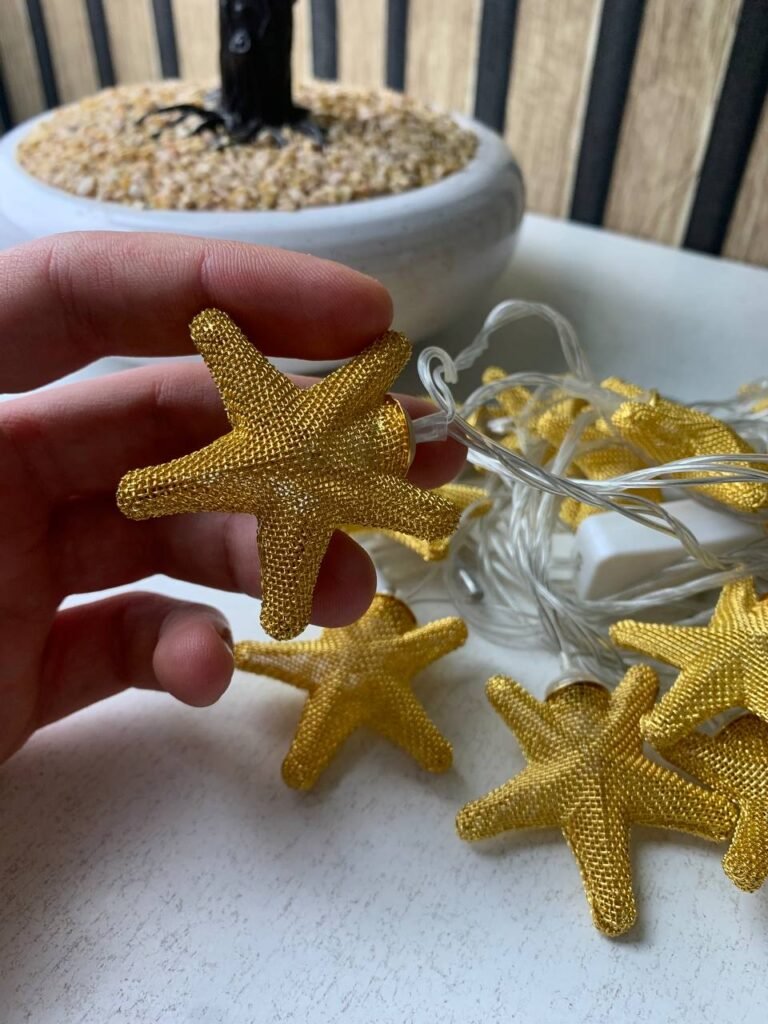 Guirlande Lumineuse Étoiles Dorées 16 LED – Maillage Métallique Élégant