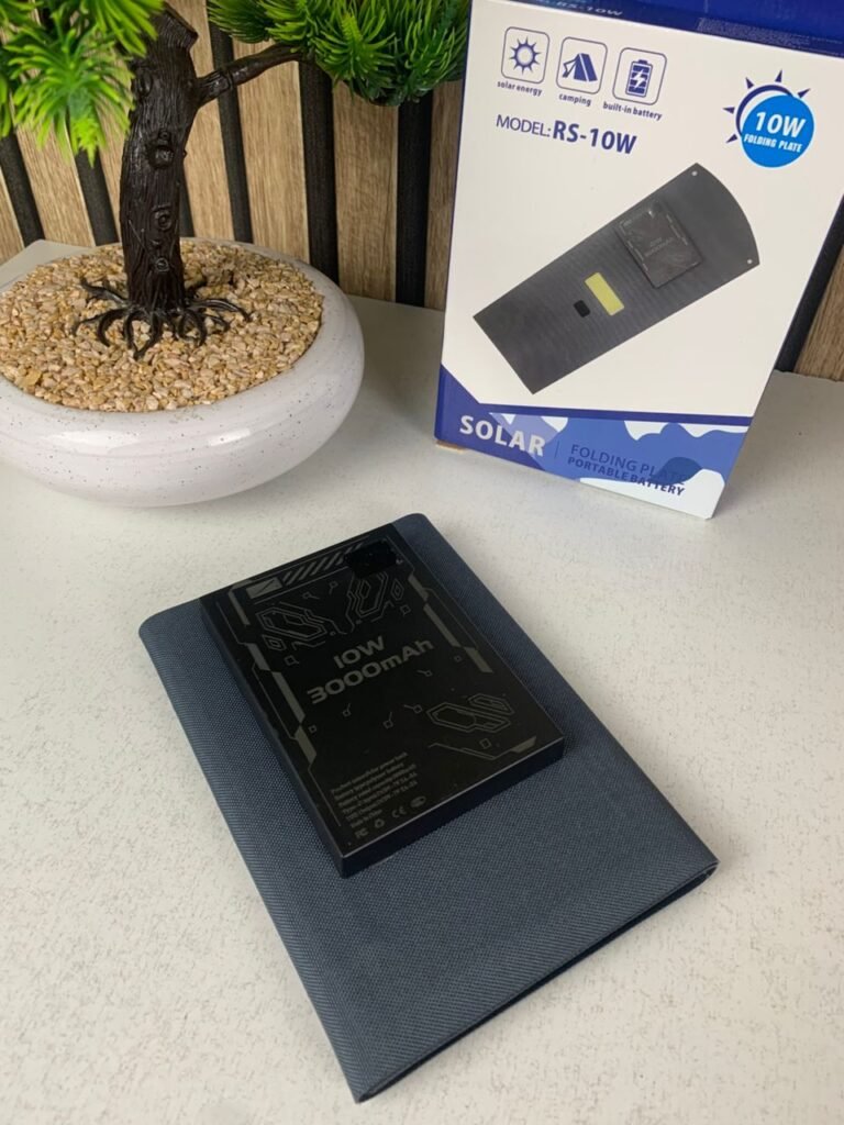 Panneau Solaire USB Pliable 10W 3000mAh – L’énergie propre toujours avec vous