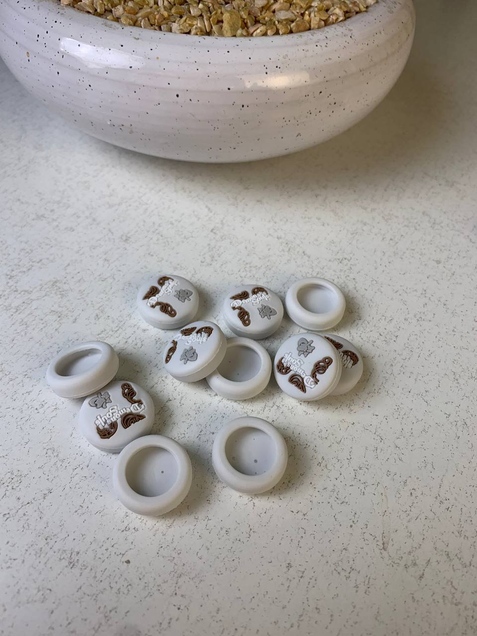 Lot de 8 Protections Silicone pour Joysticks – Confort & Protection Gaming - الصورة 6