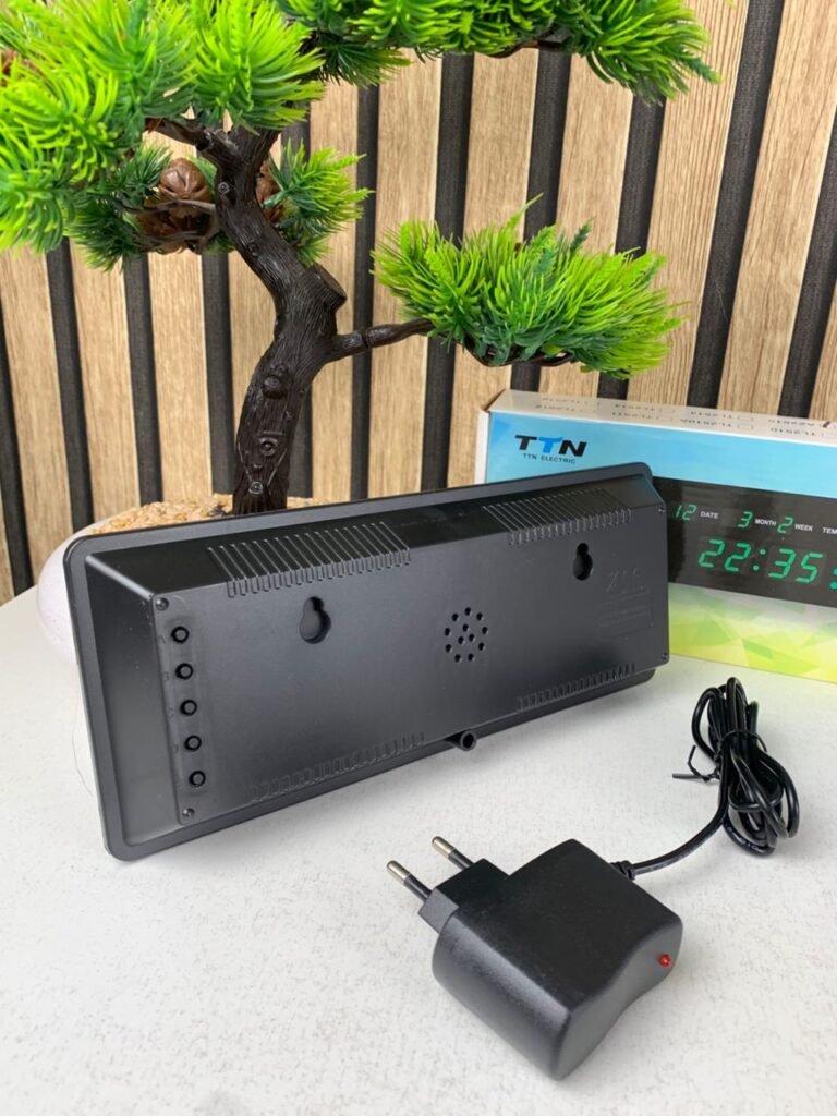 Horloge Islamique Digitale LED AZ2515 – L’élégance au service des horaires de prière