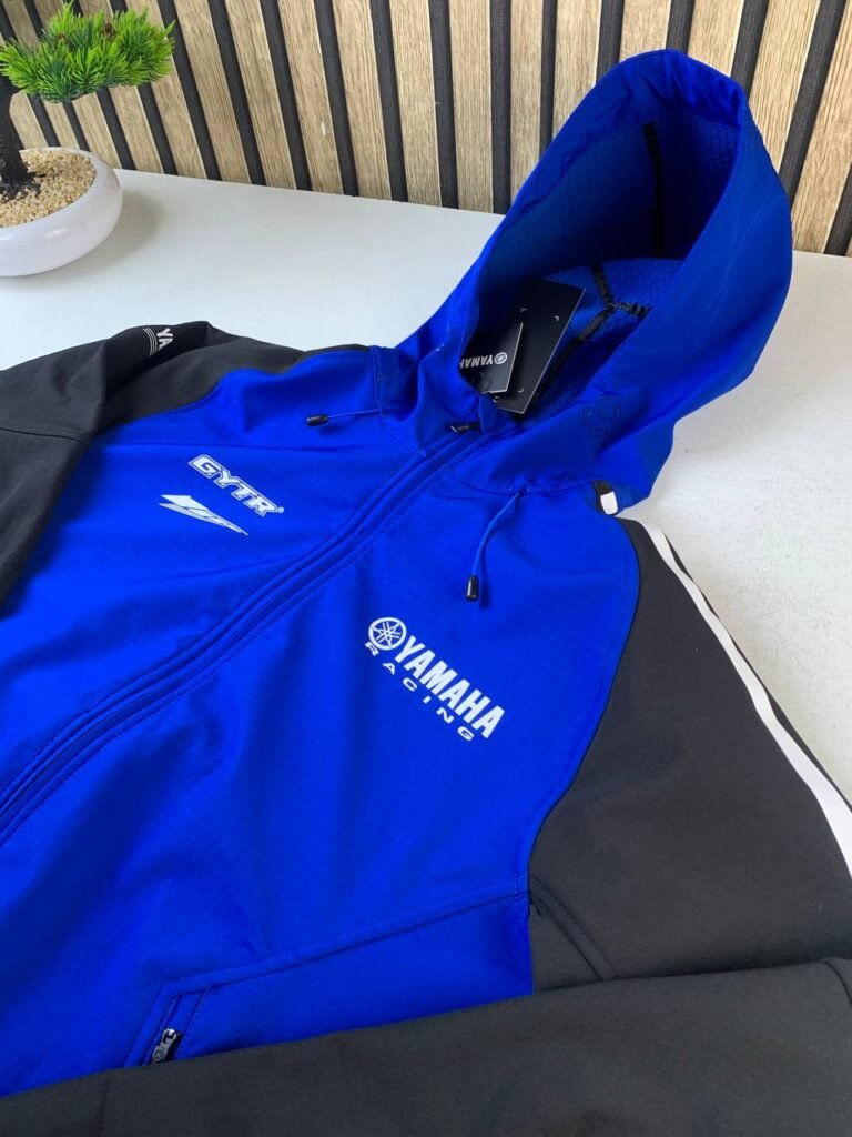 Veste Yamaha Racing Softshell Edition Black à Capuche Unisexe – Style Motorsport & Protection Totale