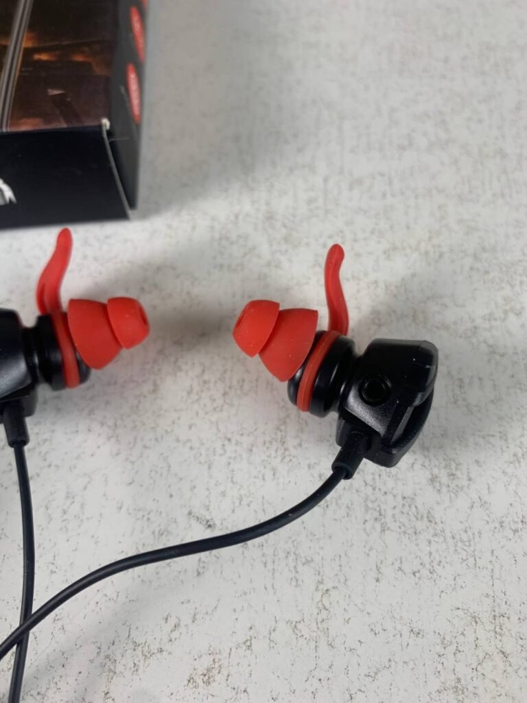 Écouteurs gaming filaires intra-auriculaires Hoco M105 avec micro – Précision et immersion totale