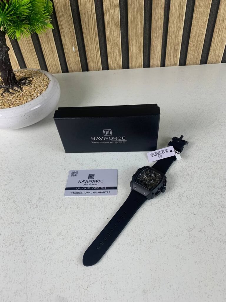 Montre Originale pour Hommes NaviForce NF8070 – Style Audacieux & Performance de Haute Précision