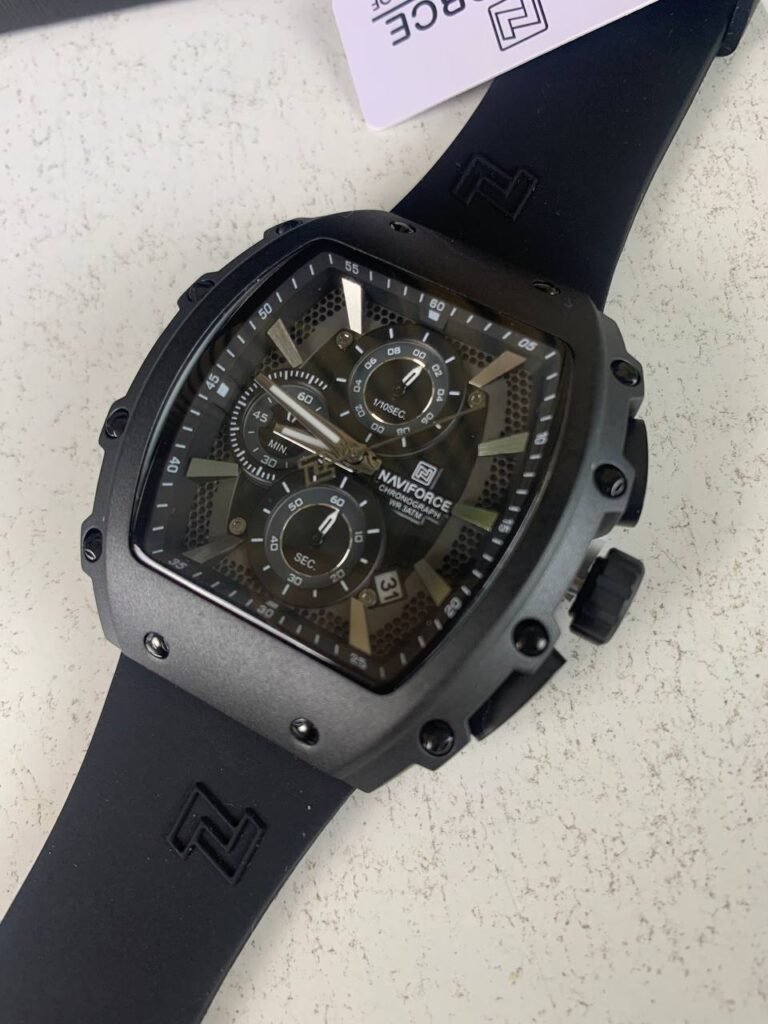 Montre Originale pour Hommes NaviForce NF8070 – Style Audacieux & Performance de Haute Précision