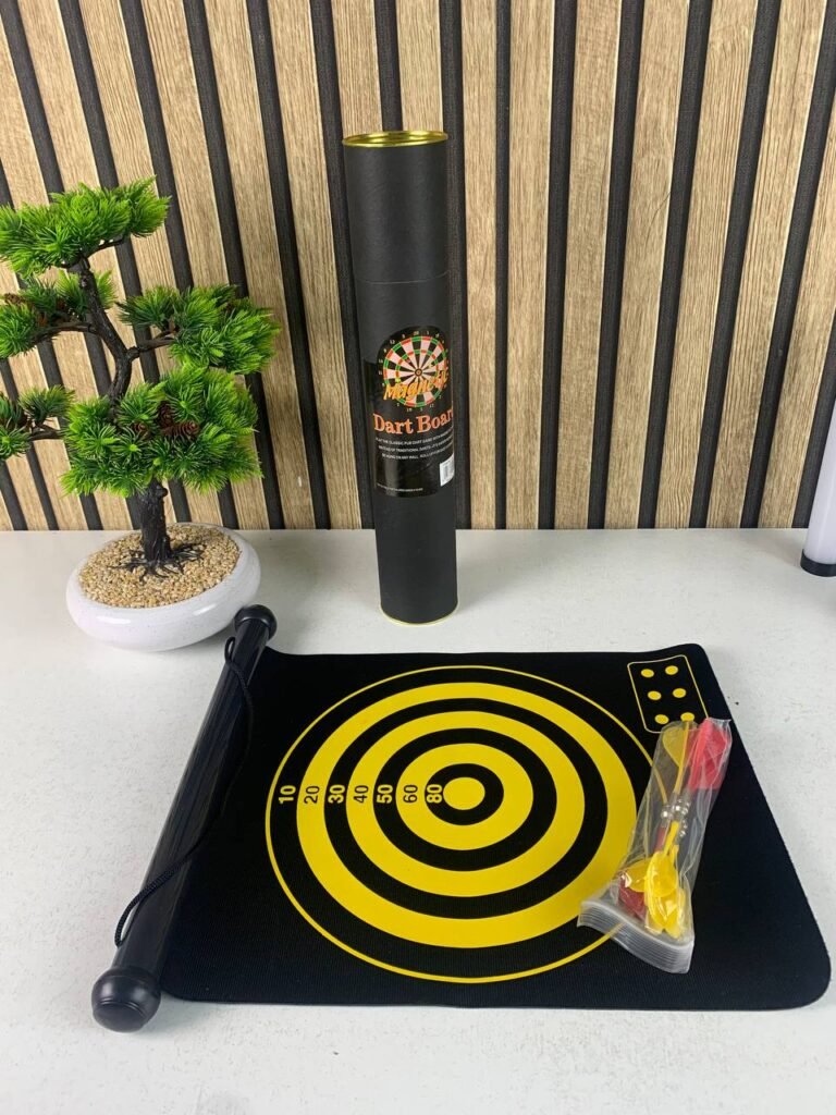 Jeu de fléchettes magnétique avec cible enroulable double face – 6 fléchettes incluses