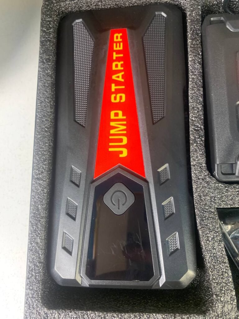 Jump Starter et Compresseur d'Air 2-en-1 pour Voitures – Puissance Ultime & Sécurité en Toutes Circonstances