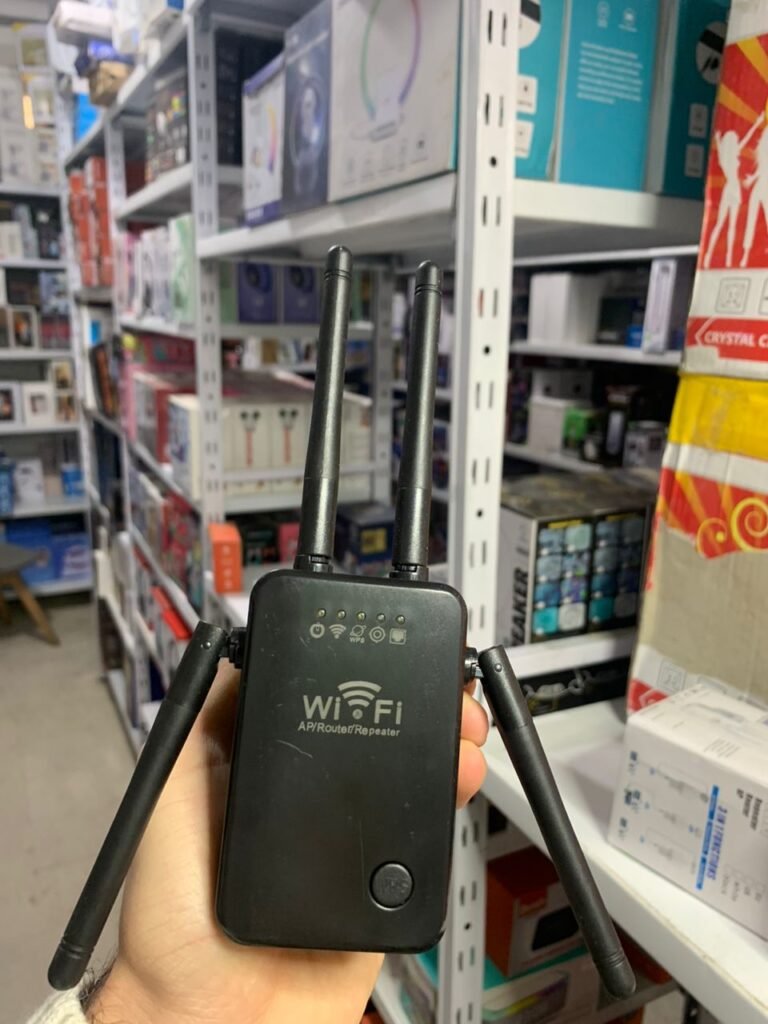 Répéteur WiFi 300 Mbps 2.4G avec 4 Antennes – Amplificateur de Signal sans Fil pour Maison