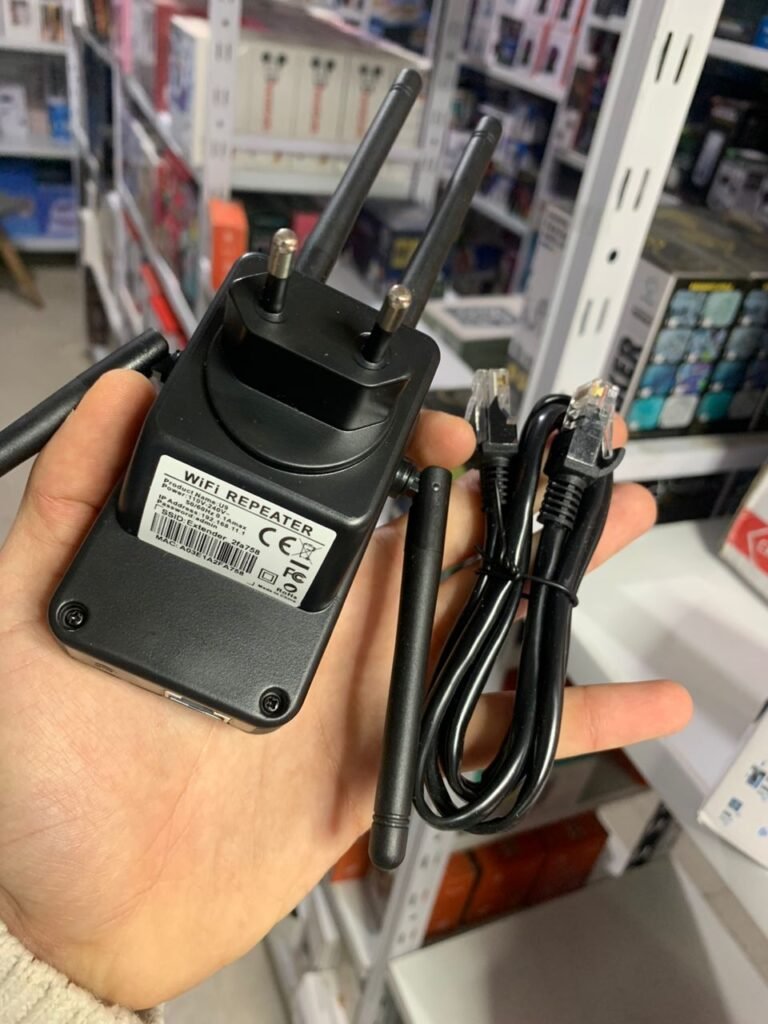 Répéteur WiFi 300 Mbps 2.4G avec 4 Antennes – Amplificateur de Signal sans Fil pour Maison