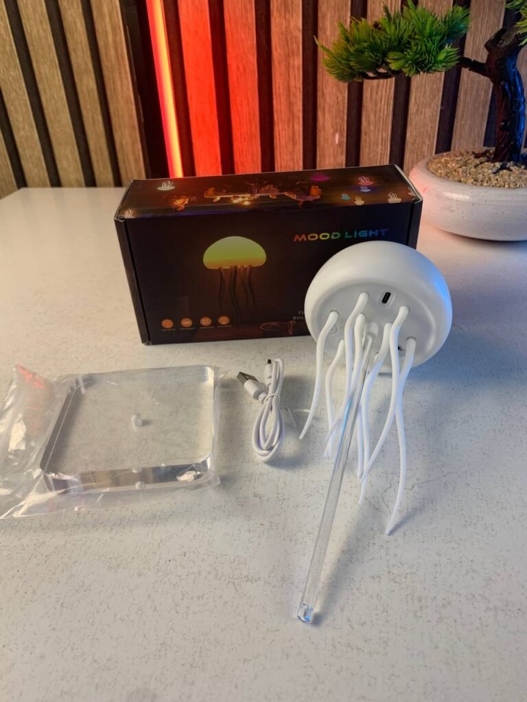 Lampe de chevet méduse à dégradé RGB avec tentacules animés – Ambiance Relaxante & Effet Marin Unique
