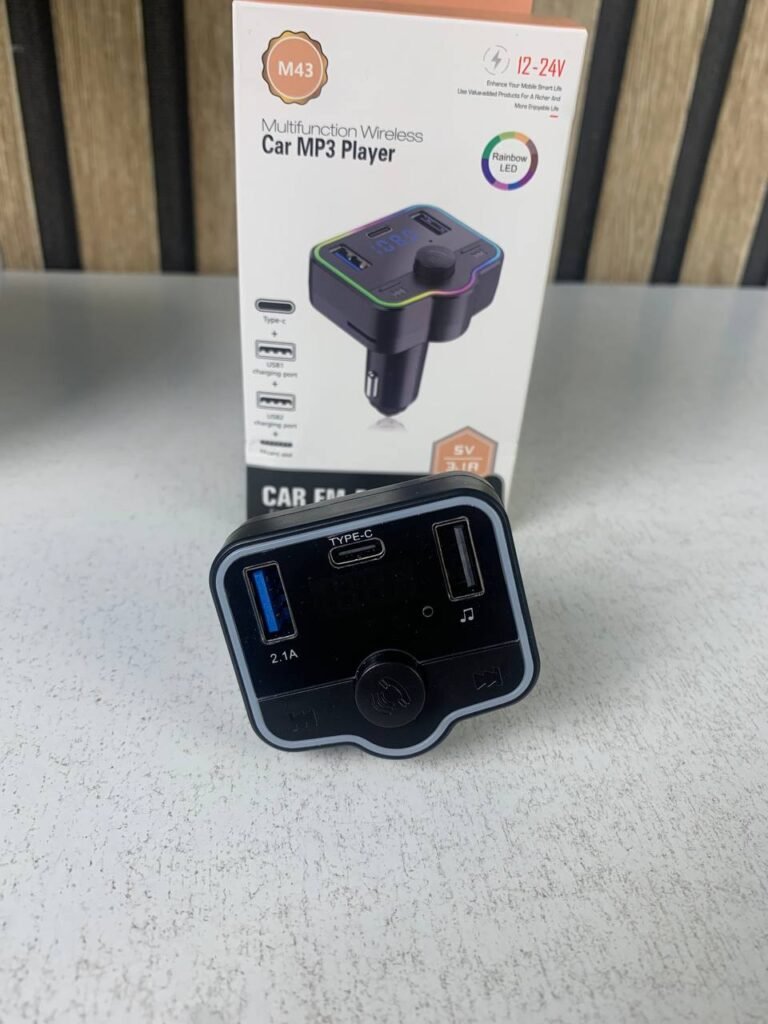 Transmetteur FM Bluetooth & Chargeur Voiture 12-24V – Conduisez connecté en toute simplicité