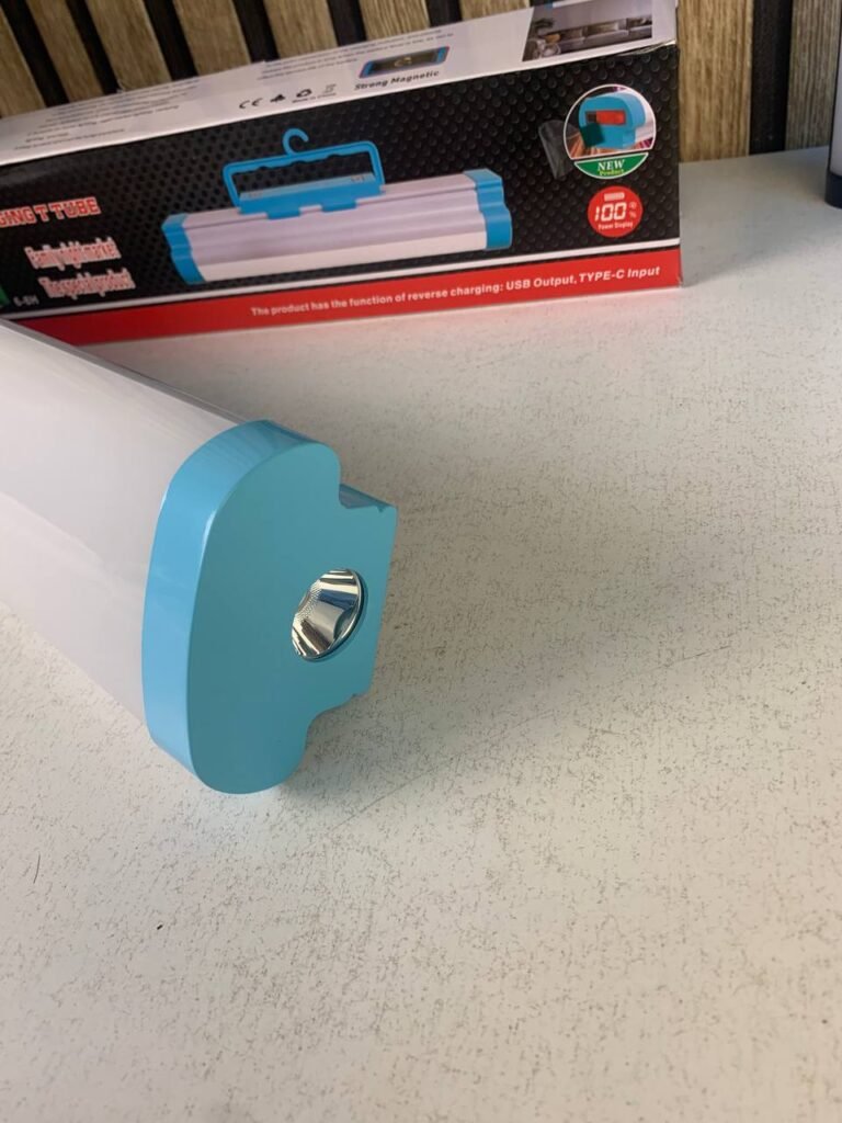 Lanterne de Camping 5-en-1 GM 6000mAh – Éclairage intelligent pour toutes vos aventures