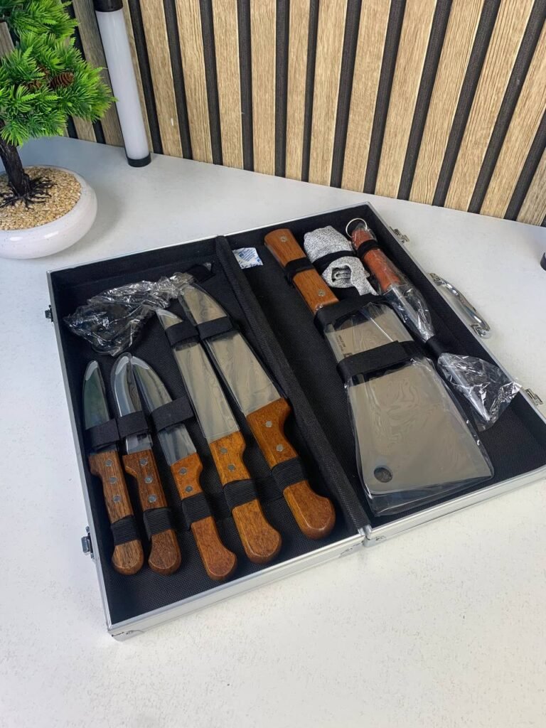 Coffret de Couteaux Professionnel avec Valise en Aluminium 9Pcs – Robustesse et performance haut de gamme