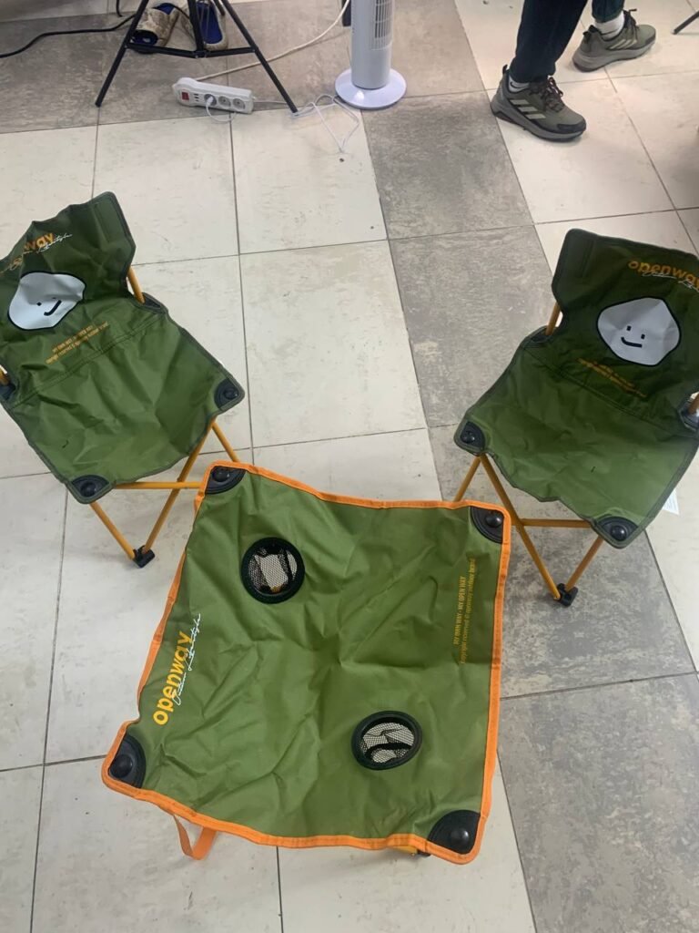 Ensemble de Camping Pliable Table et 2 Chaises Portables – Set Outdoor Compact