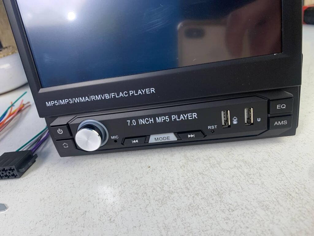 DVD Lecteur MP5 de Contrôle Central Rétractable pour Voiture – Multimédia intelligent et design moderne