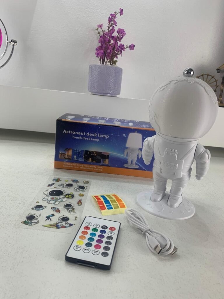 Lampe Astronaute Lunaire LED 16 Couleurs – Une ambiance magique dans votre chambre
