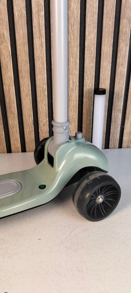 Trottinette Wave Ferdi Toys pour Enfants Hauteur Réglable - سكوتر أطفال بإضاءة وموسيقى