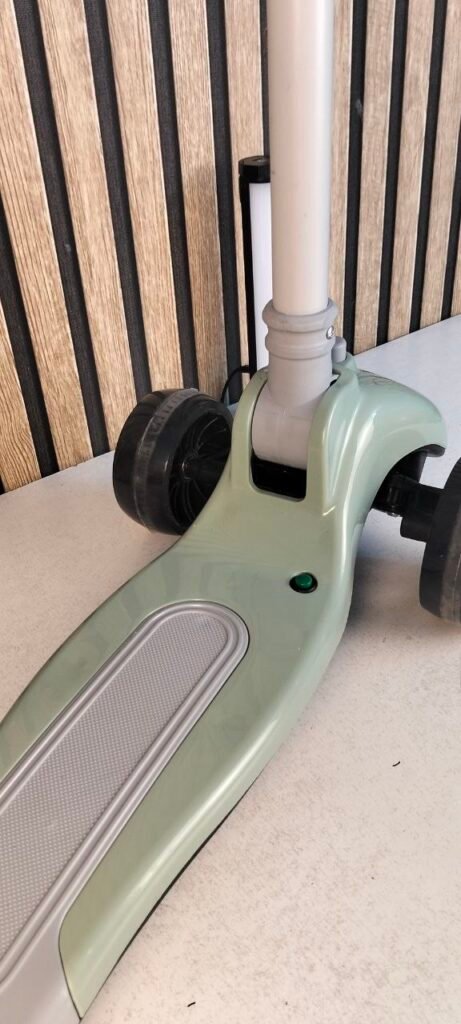 Trottinette Wave Ferdi Toys pour Enfants Hauteur Réglable - سكوتر أطفال بإضاءة وموسيقى