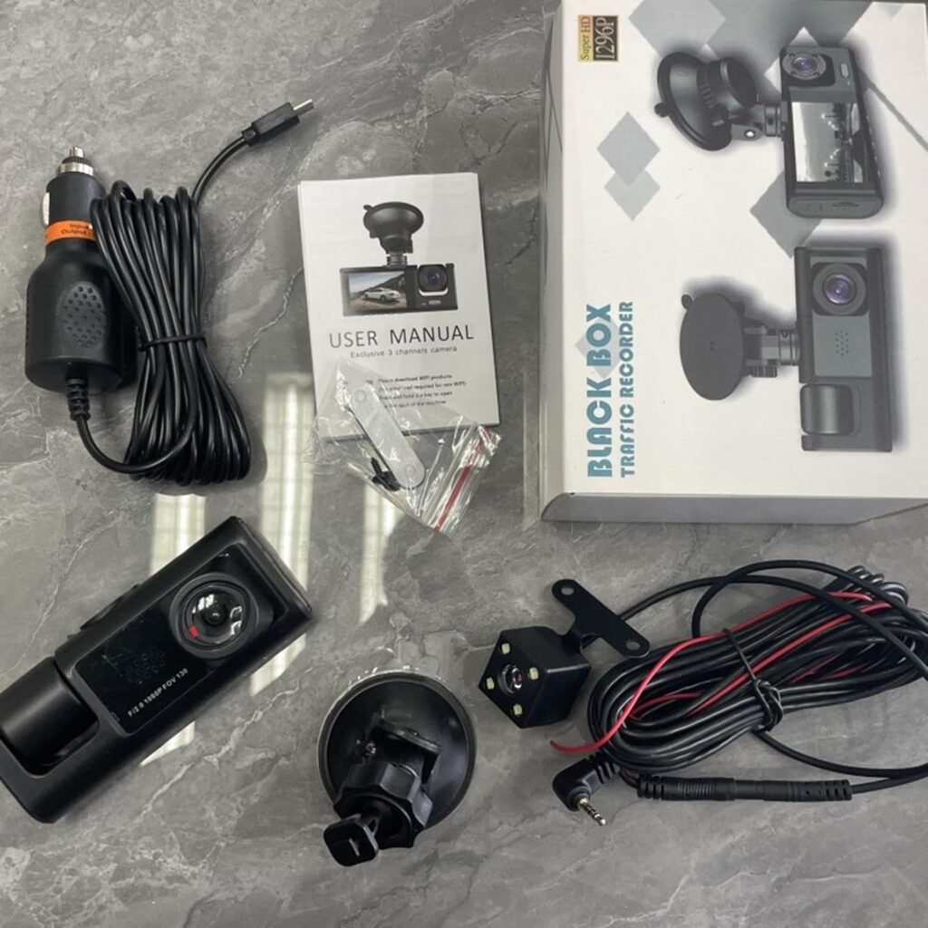 Caméra de voiture 3 canaux 1080P Full HD pour aide au stationnement