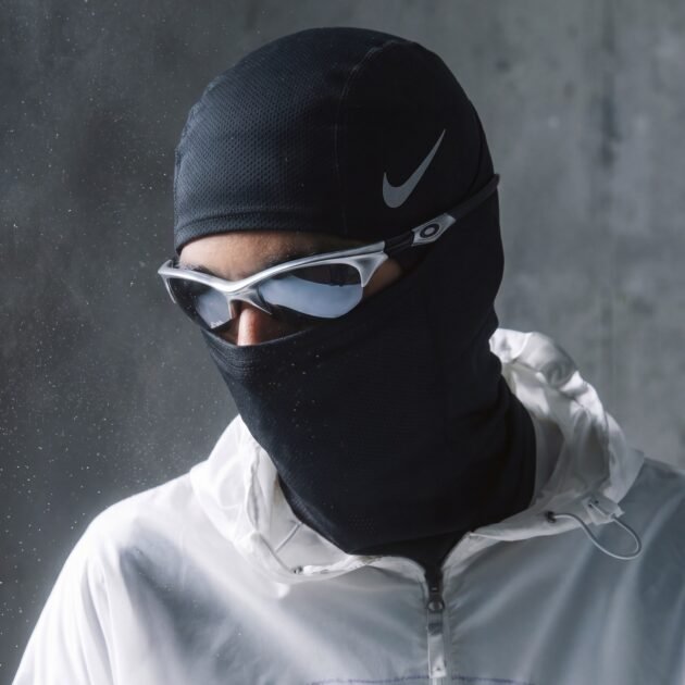 Pack Hiver 2-en-1 NKK Pro  Gants Tactiles Imperméables + Cagoule Thermique